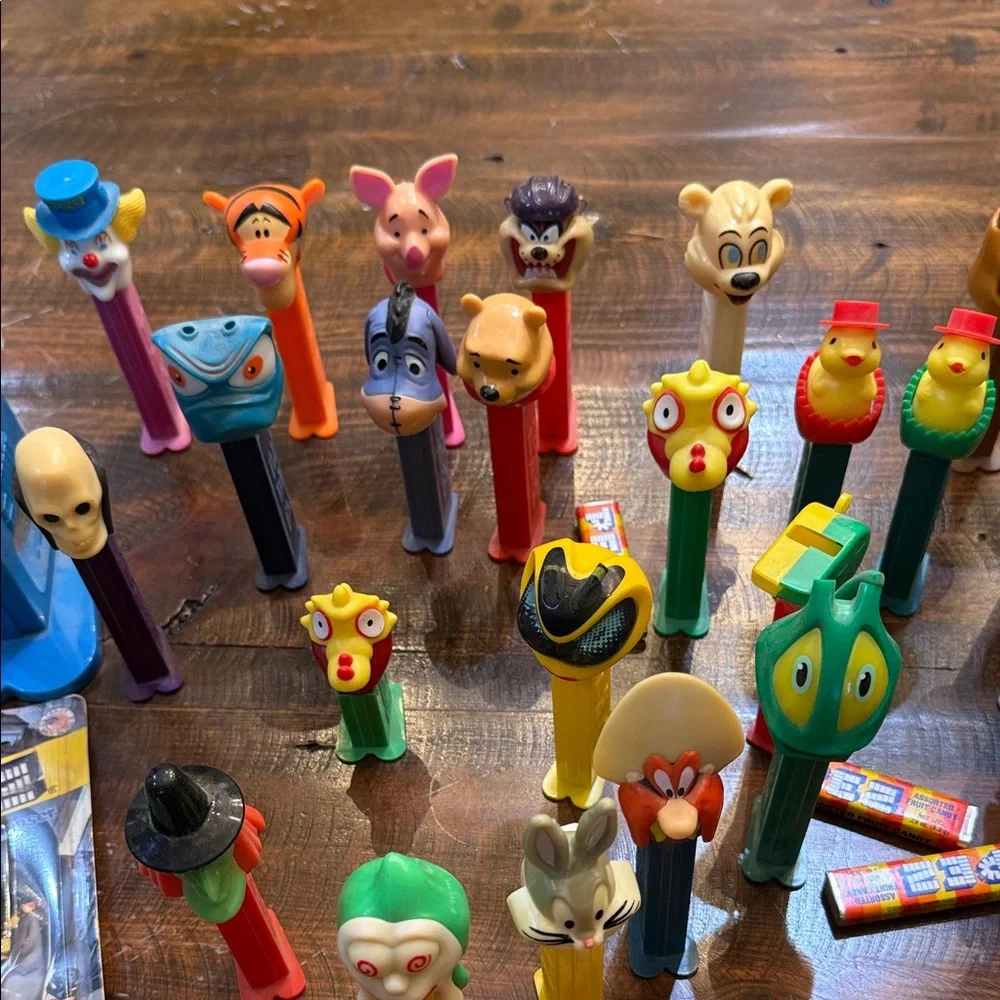 PEZ Vintage Dispenser Collection - Picture 6 of 13